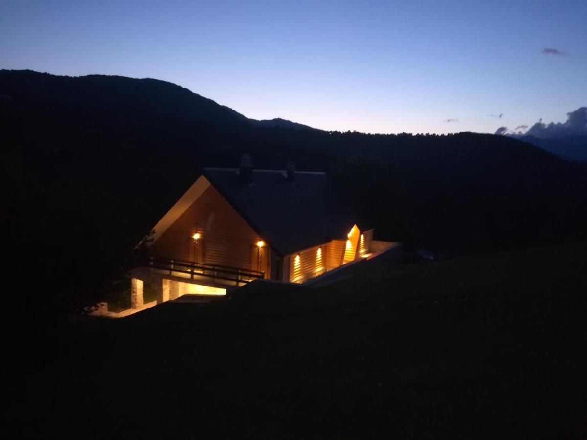 Vignjista Hotel Plužine Buitenkant foto