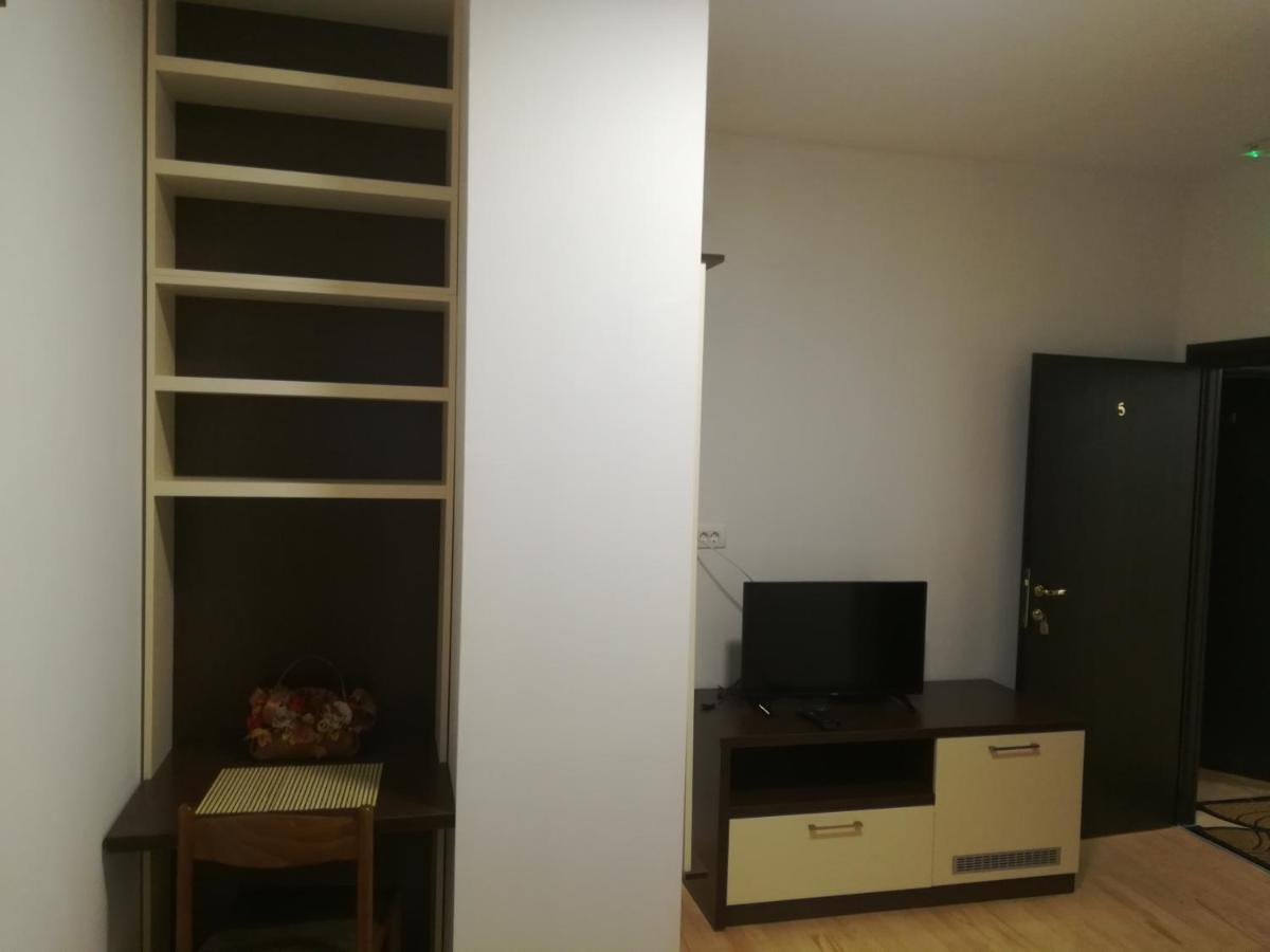 Vignjista Hotel Plužine Buitenkant foto